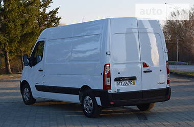 Вантажопасажирський фургон Renault Master 2016 в 