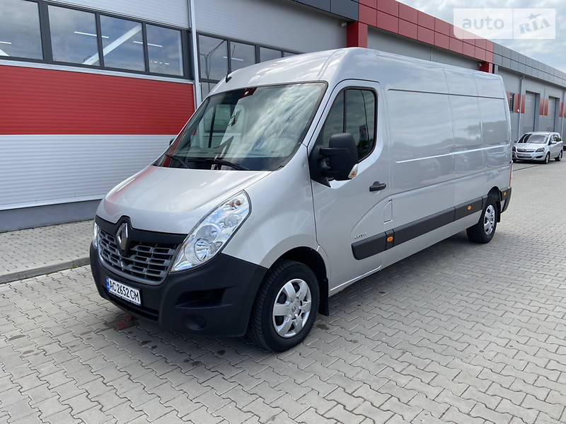 Грузопассажирский фургон Renault Master 2015 в Нововолынске