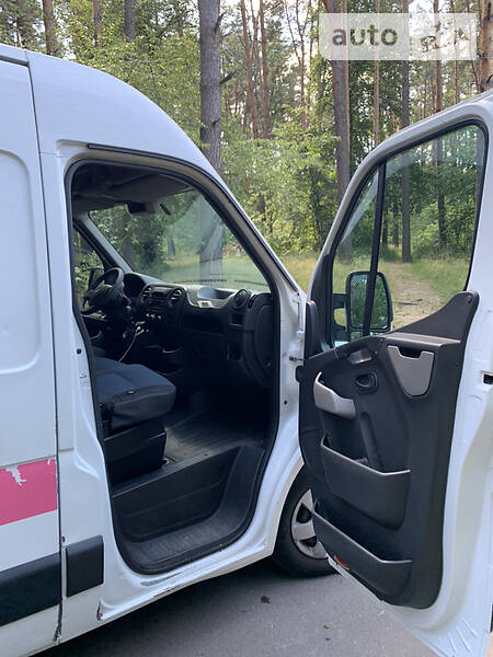 Вантажний фургон Renault Master 2010 в Києві