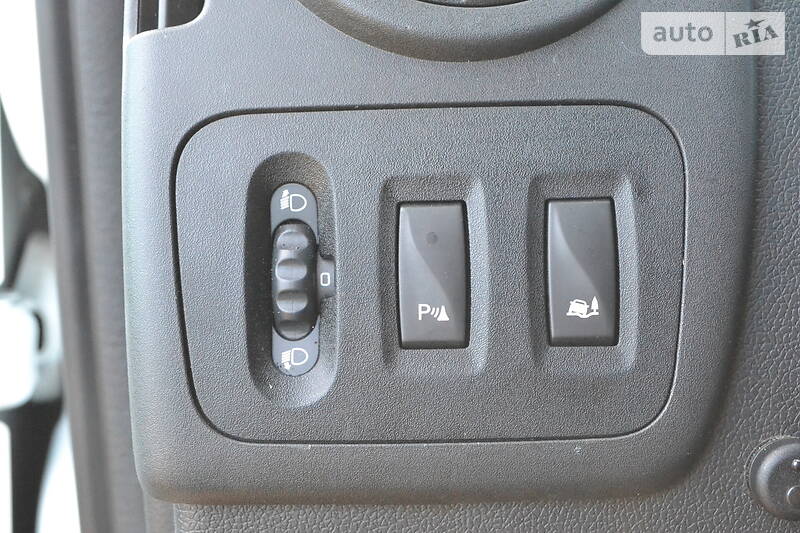 Вантажопасажирський фургон Renault Master 2015 в Броварах фото 33 Вантажопасажирський фургон Renault Master 2015 в Броварах