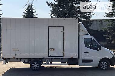 Грузопассажирский фургон Renault Master 2015 в Луцке