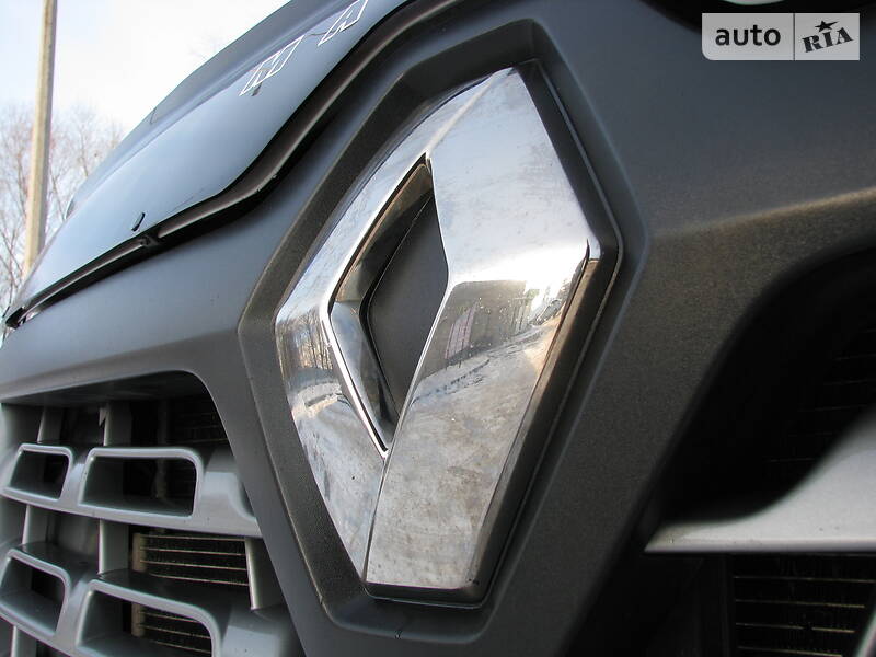 Грузовой фургон Renault Master 2015 в Киеве