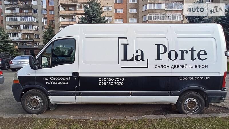 Вантажний фургон Renault Master 2009 в Ужгороді