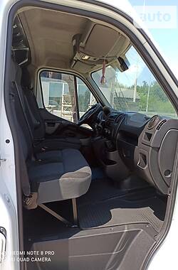 Грузовой фургон Renault Master 2016 в 