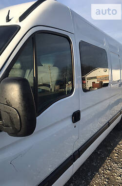 Минивэн Renault Master 2006 в Новоднестровске