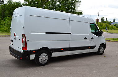 Минивэн Renault Master 2017 в 