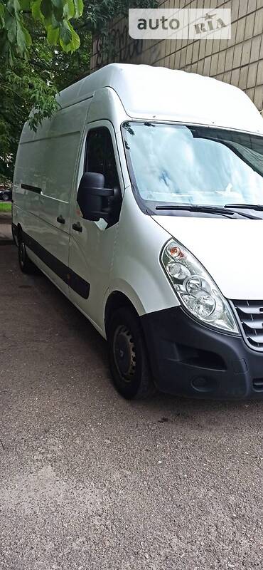 Грузовой фургон Renault Master 2014 в Киеве