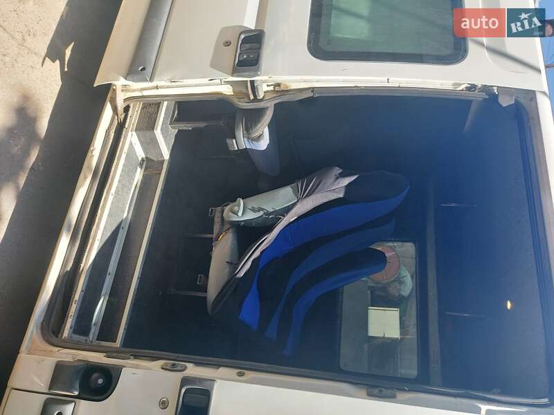 Грузовой фургон Renault Master 2004 в Одессе фото 12 Грузовой фургон Renault Master 2004 в Одессе