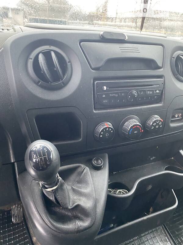 Грузовой фургон Renault Master 2012 в Житомире