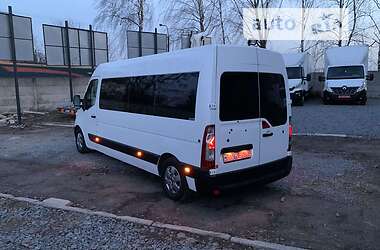 Вантажопасажирський фургон Renault Master 2014 в Рівному