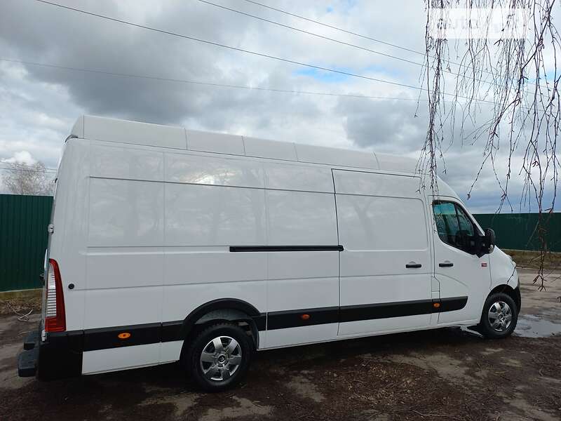 Грузовой фургон Renault Master 2018 в Дубно