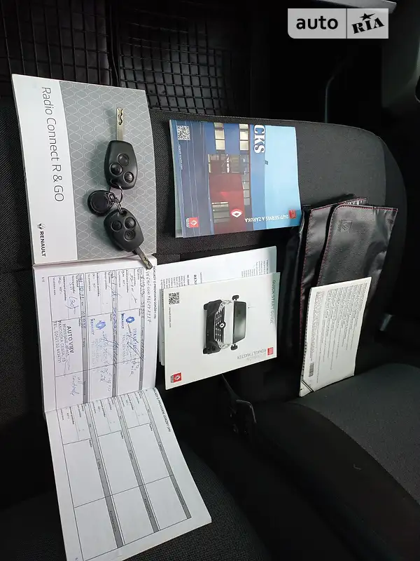 Грузовой фургон Renault Master 2018 в Дубно документ