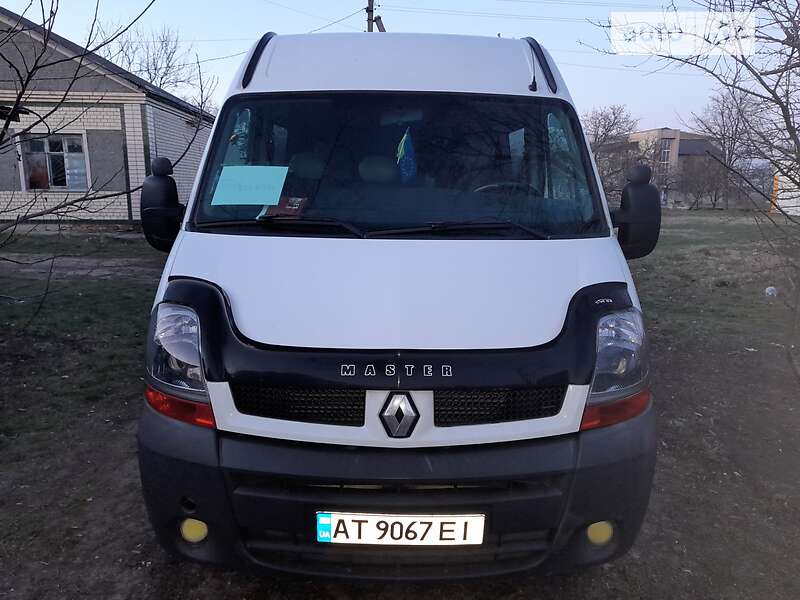 Вантажний фургон Renault Master 2005 в Лисянці