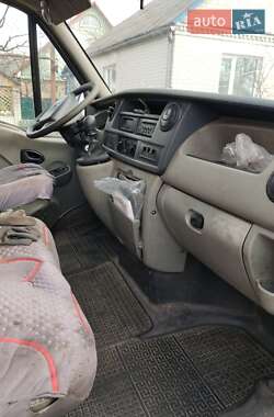 Микроавтобус Renault Master 2006 в Малине