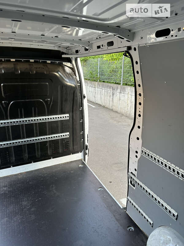 Грузовой фургон Renault Master 2020 в Одессе