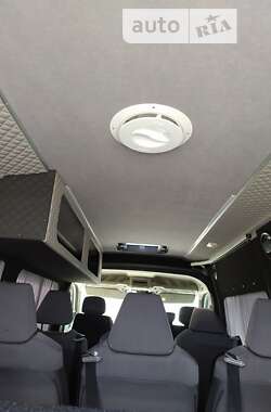 Микроавтобус Renault Master 2017 в Львове