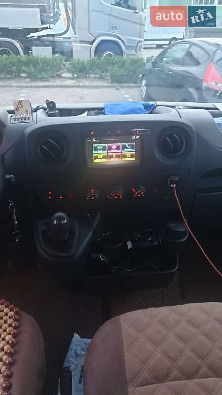 Микроавтобус Renault Master 2017 в Черновцах