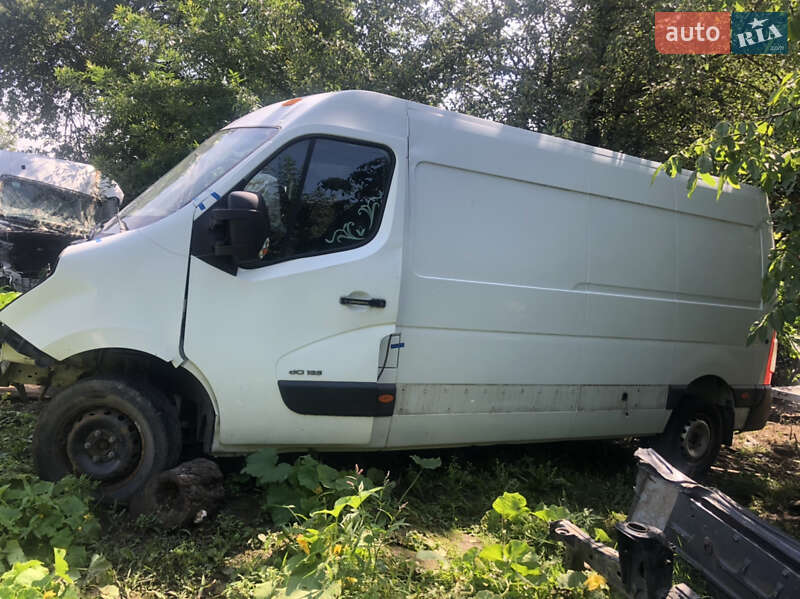 Вантажний фургон Renault Master 2013 в Івано-Франківську