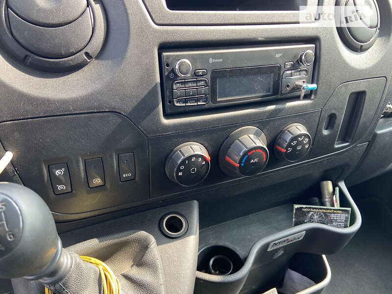 Міський автобус Renault Master 2017 в Дніпрі