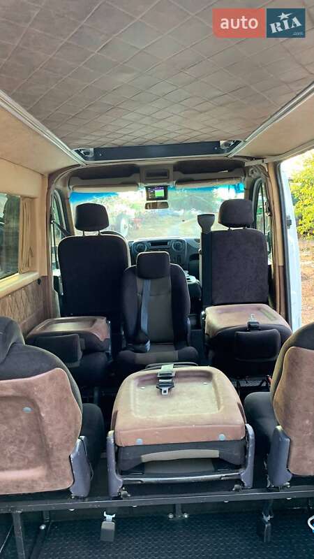 Микроавтобус Renault Master 2016 в Киеве