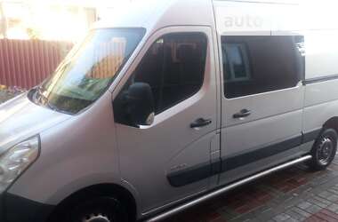 Грузовой фургон Renault Master 2011 в 