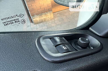 Грузовой фургон Renault Master 2016 в 