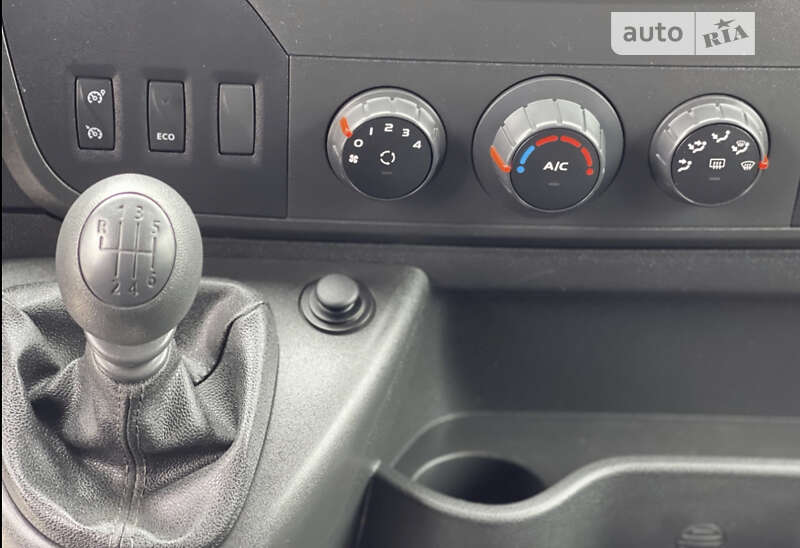 Вантажний фургон Renault Master 2018 в Солоному фото 8 Вантажний фургон Renault Master 2018 в Солоному