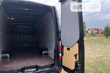 Вантажний фургон Renault Master 2017 в Житомирі