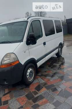Грузопассажирский фургон Renault Master 2005 в 