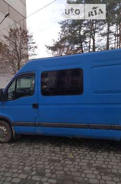 Вантажний фургон Renault Master 2007 в Львові