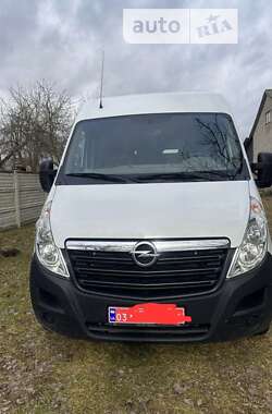 Грузовой фургон Renault Master 2017 в 