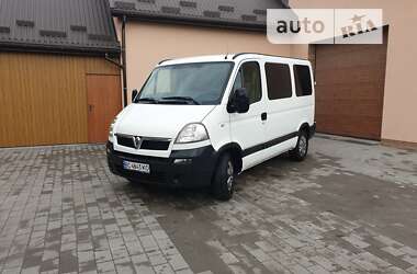 Грузопассажирский фургон Renault Master 2004 в Шептицькому