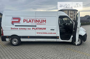 Вантажний фургон Renault Master 2011 в Львові