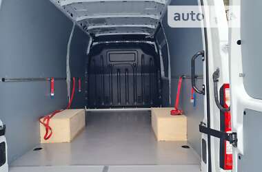 Вантажний фургон Renault Master 2022 в Житомирі
