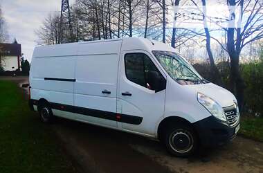 Вантажний фургон Renault Master 2015 в Сарнах