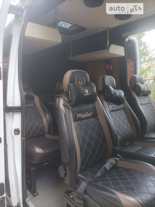 Микроавтобус Renault Master 2015 в Ивано-Франковске