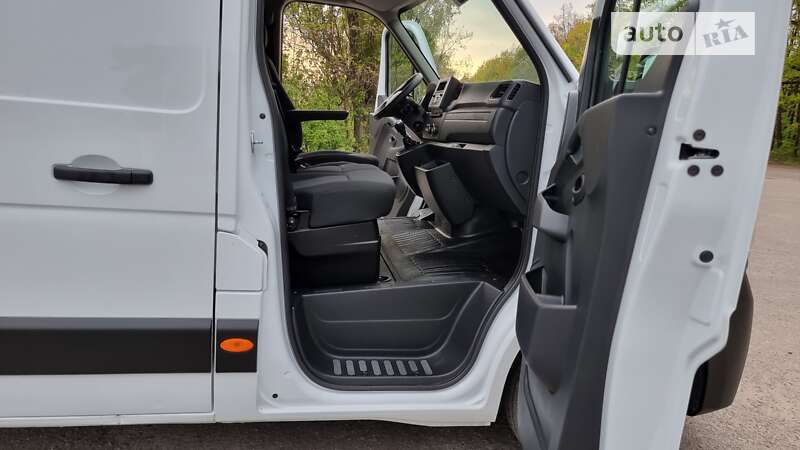 Грузовой фургон Renault Master 2022 в Житомире фото 27 Грузовой фургон Renault Master 2022 в Житомире