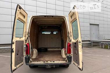 Грузовой фургон Renault Master 2001 в Броварах