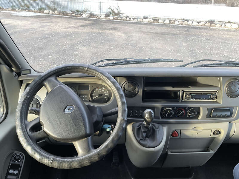 Грузовой фургон Renault Master 2005 в Каменец-Подольском