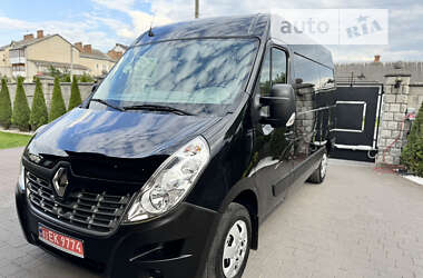 Вантажний фургон Renault Master 2017 в Дубні