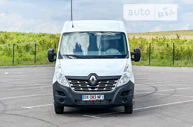 Вантажний фургон Renault Master 2015 в Рівному