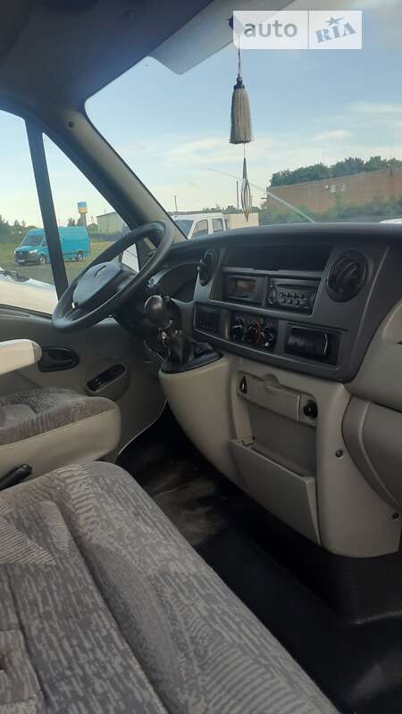 Мінівен Renault Master 2006 в Млиніві