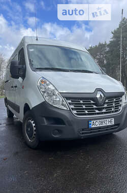 Вантажний фургон Renault Master 2017 в Луцьку