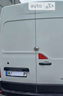 Грузовой фургон Renault Master 2017 в 