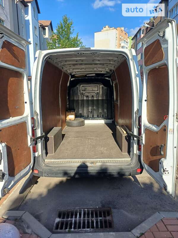 Вантажний фургон Renault Master 2017 в Києві
