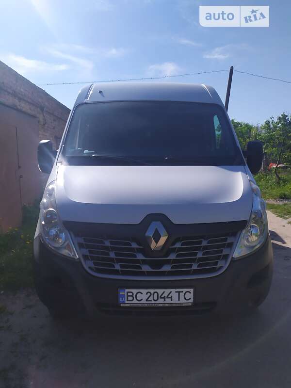 Вантажний фургон Renault Master 2018 в Львові