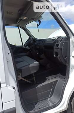 Мікроавтобус Renault Master 2017 в 