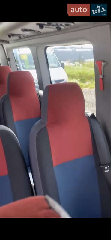 Пригородный автобус Renault Master 2012 в Луцке