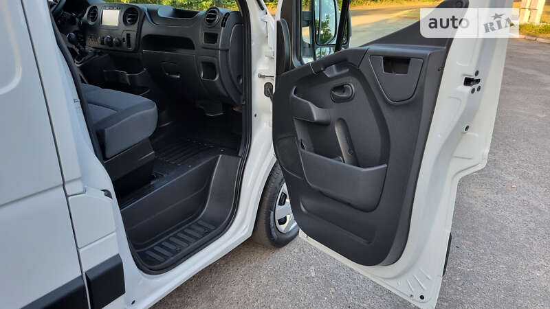 Грузовой фургон Renault Master 2019 в Житомире
