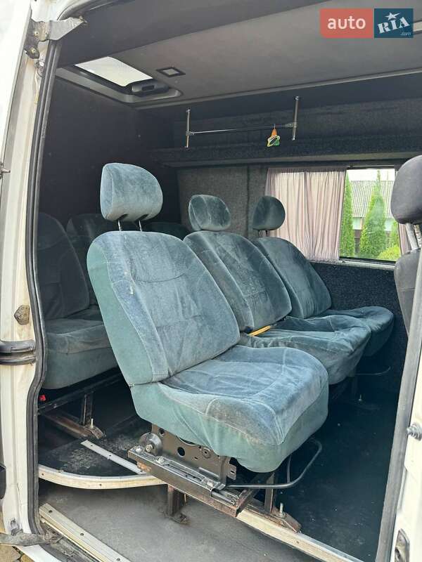 Микроавтобус Renault Master 2006 в Рожнятове